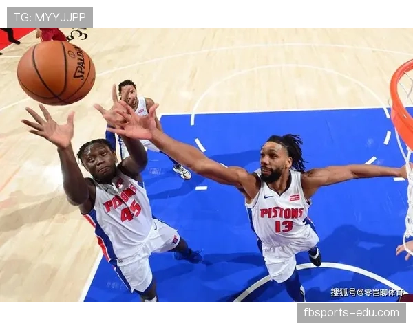 奥卡福篮下单打效率超越国王内线，持续冲击禁区威胁显著提升